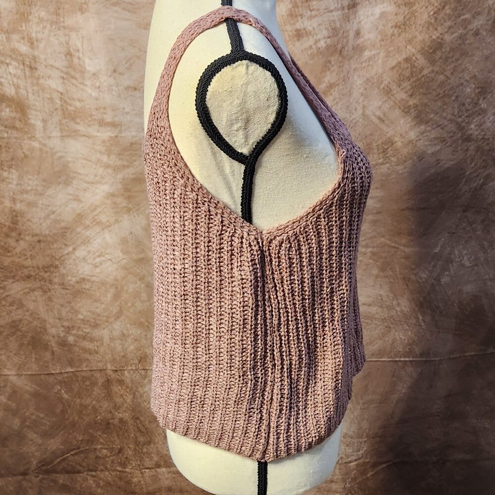 Chunky Knit Cropped Tank – Size M - Picture 5 of 8